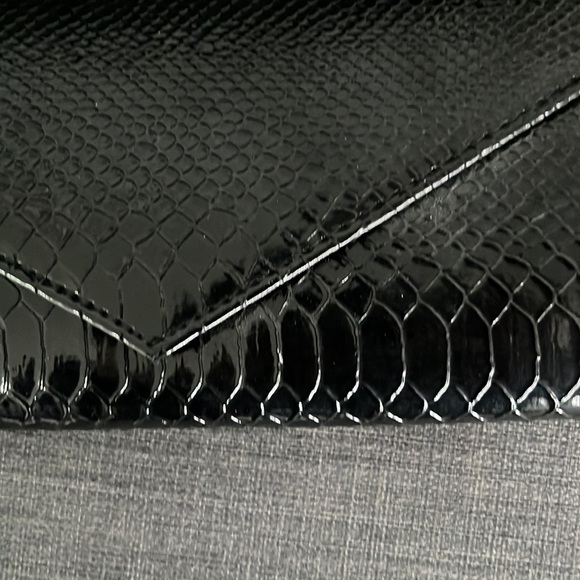 Aldo black faux leather clutch purse - Picture 8 of 8